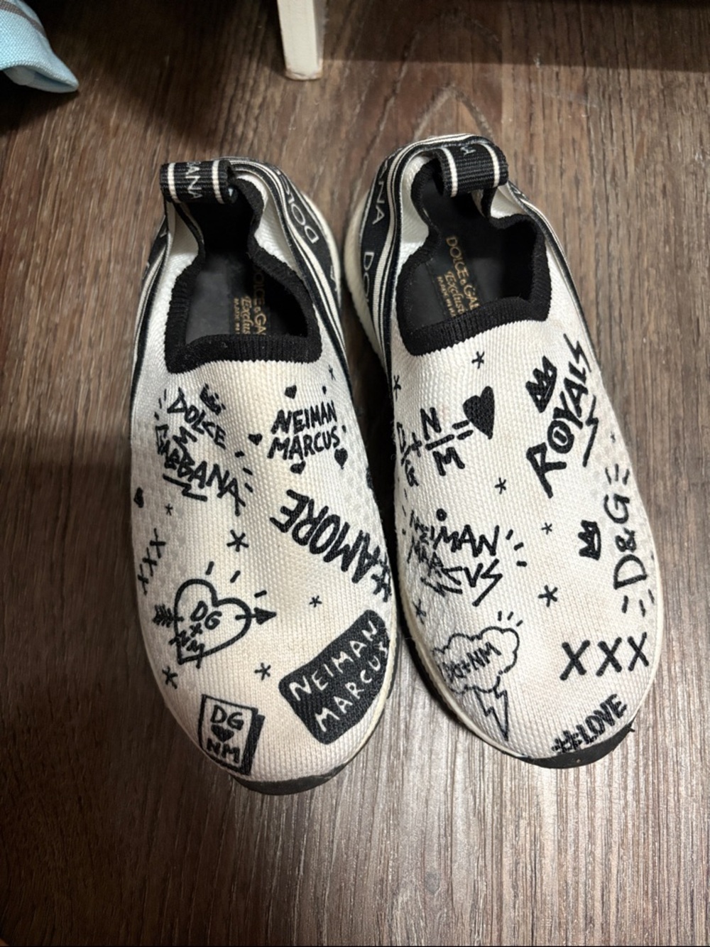 Dolce & Gabbana Kids White Knit Slip-On Sneakers with Black Graffiti Print